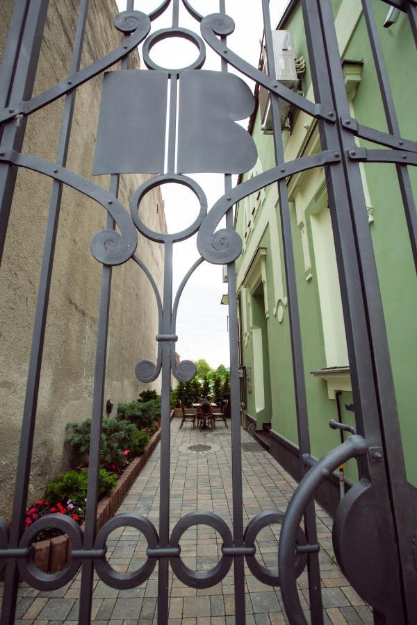 Pension Kokel Dumbraveni  Buitenkant foto